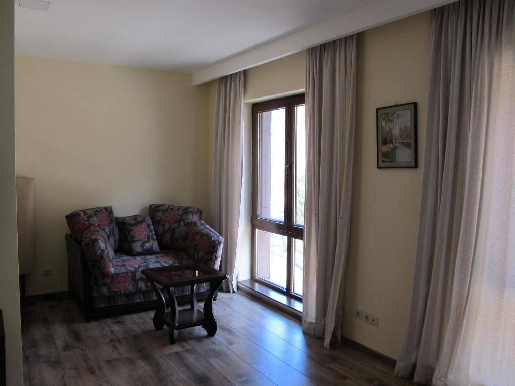 Hotel аква варвара - минерални басейни и релакс Vetren Dol